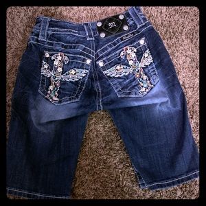 Miss Me Bermuda shorts